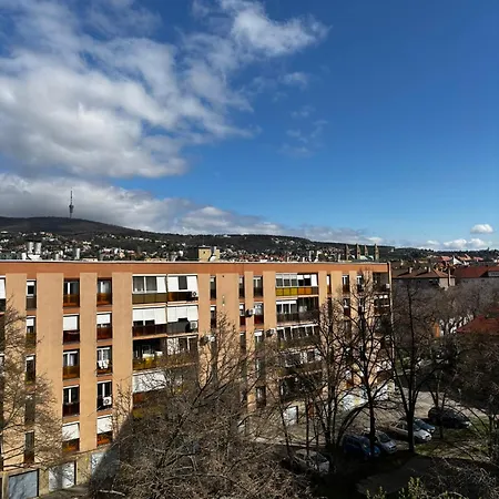 Simon - Apartment *